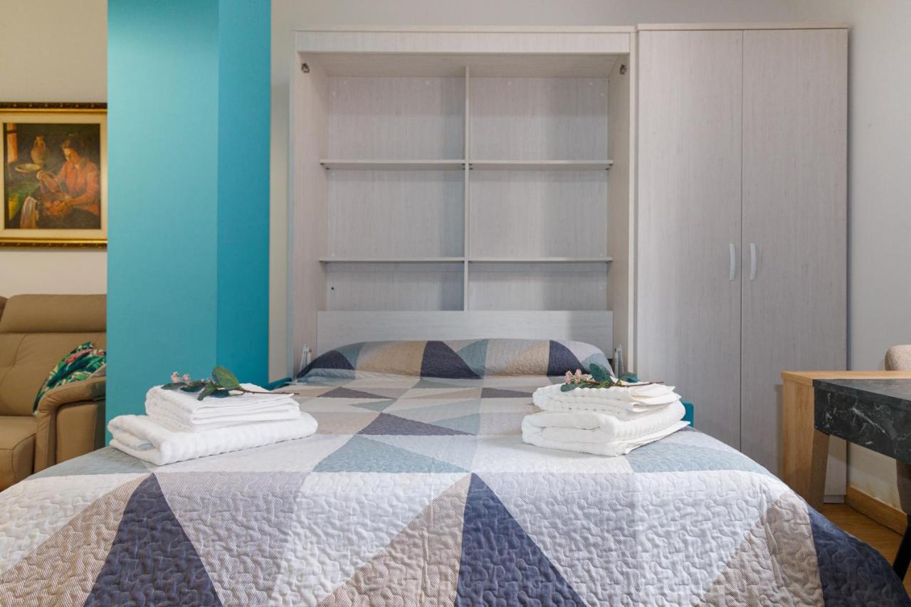 Apartamento Acogedor Y Equipado En El Centro De Sevilla ภายนอก รูปภาพ