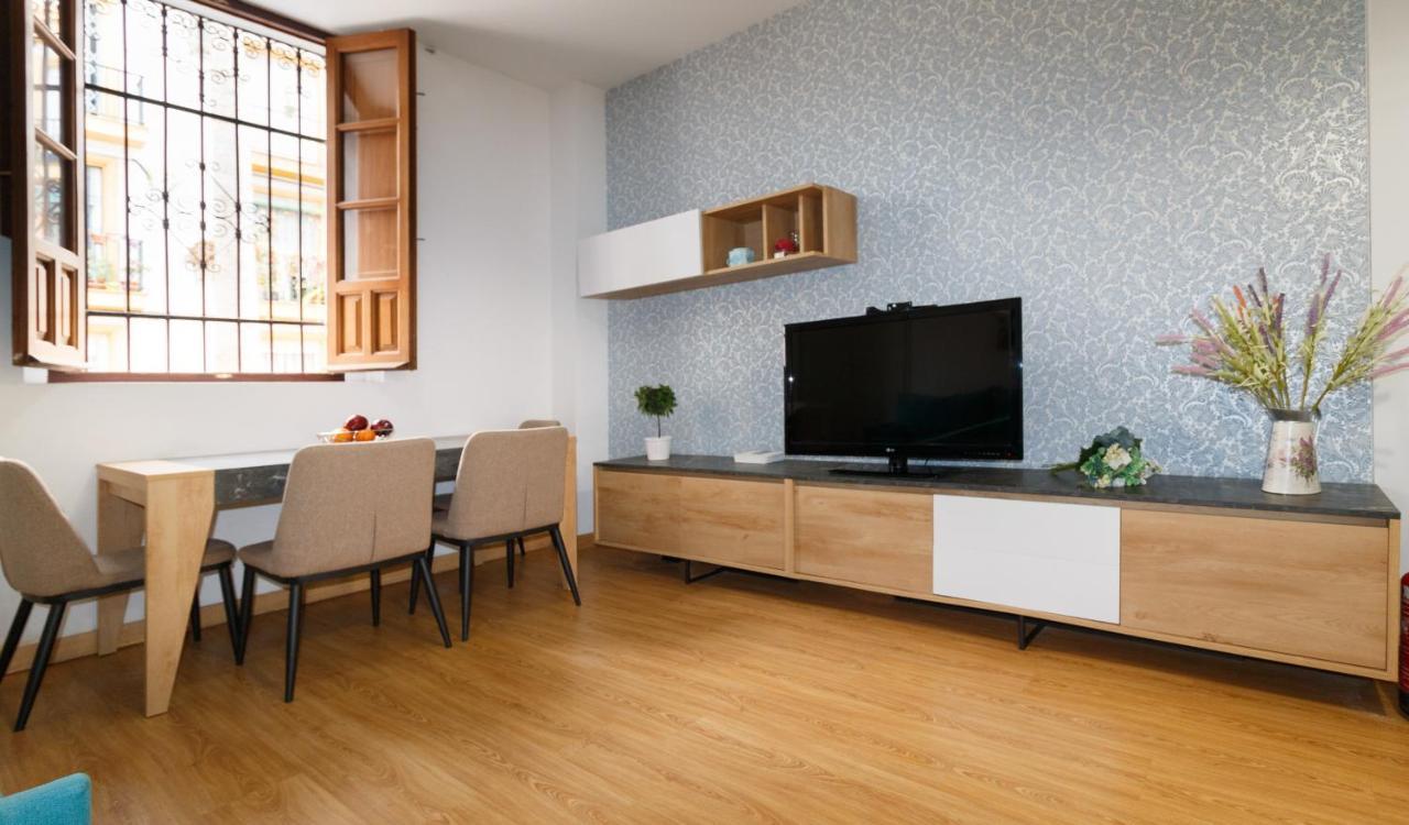 Apartamento Acogedor Y Equipado En El Centro De Sevilla ภายนอก รูปภาพ